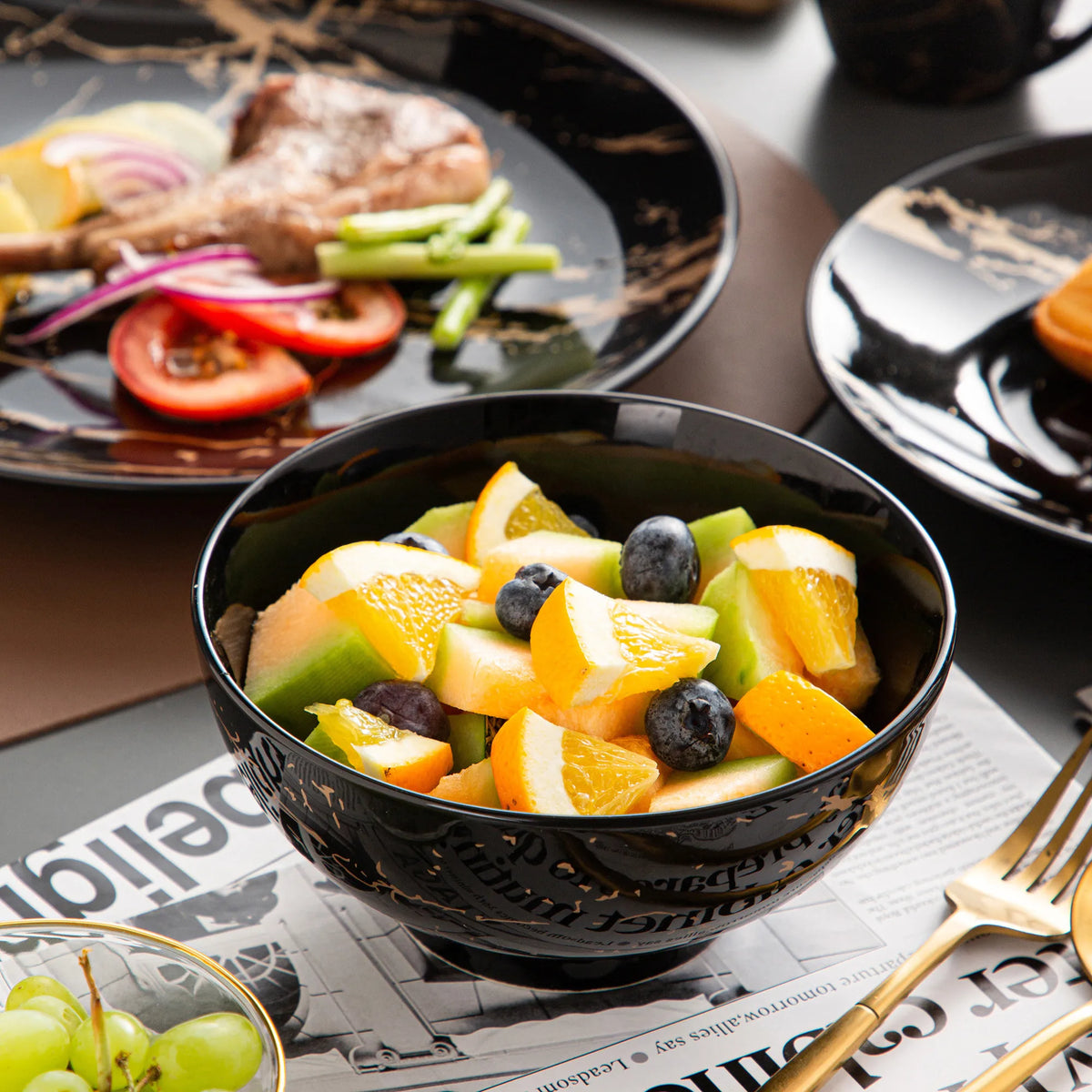 MALACASA Porcelain Dinnerware Set With Elegant Gold Splash Design